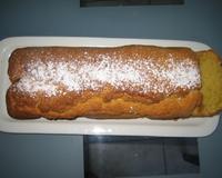 Un cake moelleux aux amandes et à la fleur d'oranger rappelant la pâtisserie de nos grands-mères...