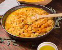 “Je le fais façon automne” : Cyril Lignac propose sa version du risotto à la milanaise avec un ingrédient de saison !