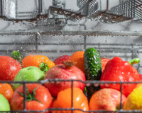 Peut-on vraiment laver ses fruits et légumes au lave-vaisselle ? Voici l’avis d’un médecin