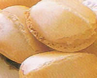 Une variété de macarons - facile à réussir.