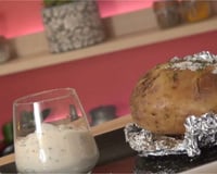Pommes de terre au four à la fleur de sel et crème de ciboulette