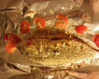 Daurade en papillote à l'oignon et à la moutarde