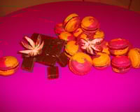Macarons chocolat au lait fruit de la passion