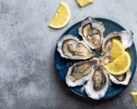 Comment savoir si une huître est fraîche ? Les bons réflexes à adopter avant les fêtes