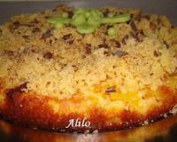 C'est tout simplement un gâteau renversé aux nectarines jaunes recouvert d'un crumble aux noisettes