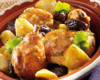 Tajine de poulet aux pruneaux et fonds d'artichauts