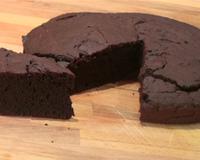 Qui n'a jamais eu envie de cuisiner un gâteau au chocolat, mais qui n'avait pas d'oeuf à la maison ? Ou tout simplement qui est intolérant aux oeufs…