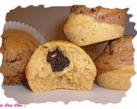 Je suis fan des muffins, aussi bien classiques que multi-gouts, sucrés que salés, ceux dont je vous parle aujourd'hui sont parfumés : Vanille -Coco / Choco-Pralin ! Voici…