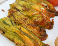 Fleurs de courgettes farcies à la ricotta