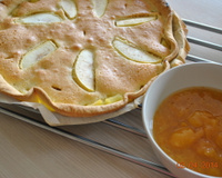 Tarte aux pommes couverte, compote d'abricots