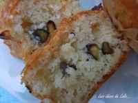 Cake moelleux, pour l'apéro, idéal, accompagné d'un vin du beaujolais...