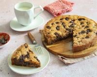 Cookie cake : la recette ultra gourmande et facile à faire du gâteau façon cookie géant