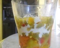 Verrine de poivrons rouges et verts accompagnée de son fromage de chèvre