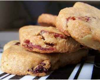 Cœurs sablés aux cranberries et à la farine de chataîgnes