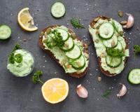 Une tartine fraîche idéale pour les jours chauds.