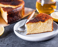 Un cheesecake ultra crémeux : François-Régis Gaudry dévoile une recette irrésistible en provenance du Pays basque !