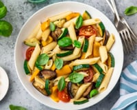 Repas sur le pouce : 10 recettes de pâtes prêtes en un rien de temps pour se régaler sans attendre !