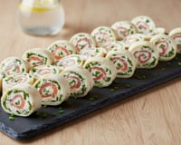 Roulés au saumon et à la ciboulette