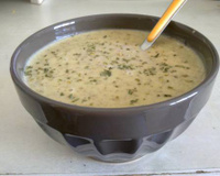 Velouté de lentilles et pommes de terre au fromage de chèvre