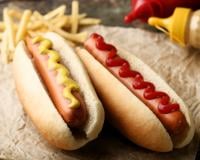 Manger un hot dog réduirait l’espérance de vie de 35 minutes