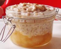 Le riz au lait nous évoque les desserts d'enfance et c'est toujours ceux là qui nous font le plus plaisir.
J'ai remplacé le lait par la douceur du lait d'amande. Puis…