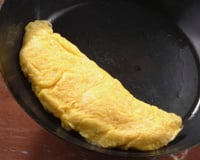 Omelette aux pommes de terre et gruyère