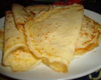 Venez voir la recette des meilleures crêpes que vous n'avez jamais mangé. Cette pâte à crêpes peut servir à la fois pour des crêpes salées et sucrées.