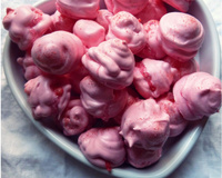 Petites meringues aux fraises tagada