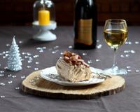 Des mini bûches très gourmandes pour un Noël praliné. 
