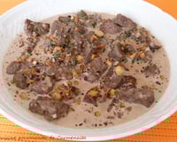 Emincé de bœuf aux cacahuètes et lait de coco