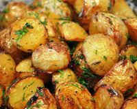 L'ingrédient secret  pour obtenir des pommes de terre sautées ultra-croustillantes : vous l'avez sans doute chez vous