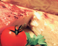 Accompagnez cette tortilla d'une salade pour le diner.