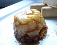 Mini tatin aux poires caramélisées au pain d'épices