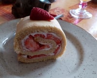 Gâteau roulé à la fraise