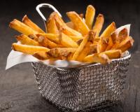 Vous ne jetterez plus jamais vos restes de frites grâce à ces 4 recettes réconfortantes