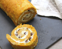 Carrot cake roulé