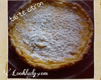 Tarte festive au citron et sucre impalpable