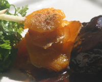 Joue de veau braisée au vin de Bordeaux et carottes confites