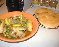 Poulet aux olives et son pain tabouna