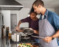 Cet ustensile qu'on a tous dans nos cuisines s'avère extrêmement dangereux pour la santé !