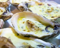 Huîtres chaudes au champagne et champignons de Paris