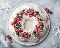 Comment faire une pavlova de Noël pour changer de la traditionnelle bûche ?