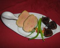 Une autre façon de cuire le foie gras avec l'avantage, de présenter de belles tranches égales.