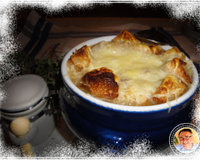 Soupe à l'oignon à la Tomme de Savoie