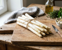 Asperges blanches : épluchage, cuisson parfaite, sauce mousseline… notre guide complet pour Pâques 2026