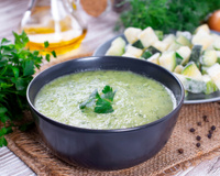 Gaspacho de courgettes à la menthe fraîche