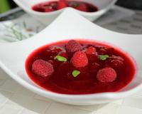 Voici un petit dessert très léger et rafraîchissant, parfait pour l'été.