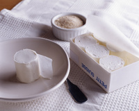 Les petits-suisses contiennent-ils un additif dangereux pour la santé ? Cette diététicienne répond