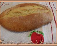 La gâche est une spécialité de la Vendée. Il s'agit d'une viennoiserie ayant la forme d'un gros pain, semblable à une brioche dont la mie serait plus serrée. Elle est…