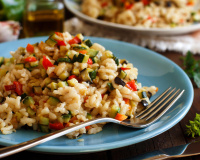 Risotto aux courgettes, poivrons grillés et tomates séchées